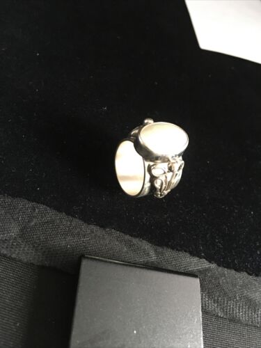 Navajo Women's White Mother of Pearl Ring | Sterling Silver | Sz 8.5 | Authentic Native American Handmade | 1712