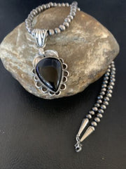 Native American Men's Navajo Pearls Necklace | Sterling Silver Black Onyx Pendant | 13096