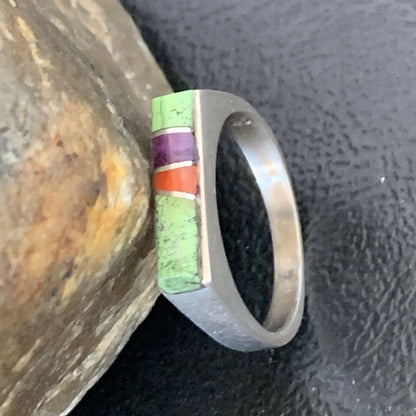 Southwestern Navajo Green Gaspeite Sugilite Red Coral Inlay Ring | Sz 5 | 10998