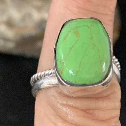 Navajo Green Gaspeite Ring | Sterling Silver | Sz 7.5 | Authentic Native American Handmade | 13535