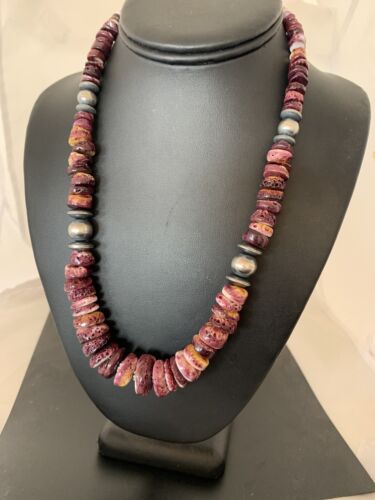 Purple Spiny Oyster Pendant with Sterling Silver Navajo Pearls Necklace | Graduated | Authentic Native American | 17" | 13812