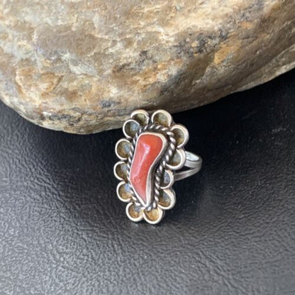 Native American Old Pawn Navajo Red Coral Ring | Sterling Silver | Sz 6 | 10369