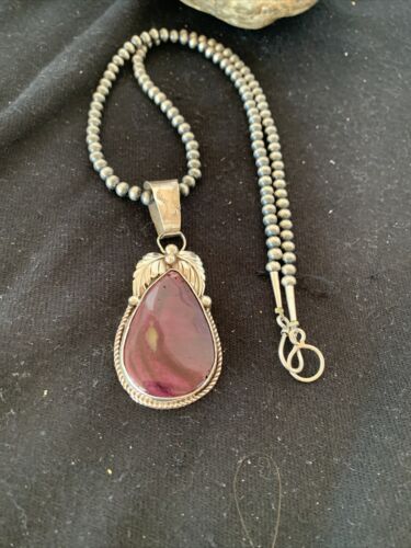 Navajo Purple Spiny Oyster Pendant | Sterling Silver | Authentic Native American Handmade | 00802