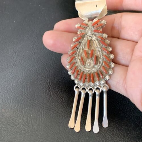 Old Pawn Zuni Multi-Stone Coral Needle Point Pendant Necklace | Sterling Silver | 12556
