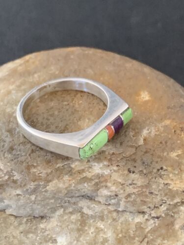 Southwestern Navajo Green Gaspeite Sugilite Red Coral Inlay Ring | Sz 7 | 02253