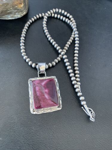 Navajo Pearls Purple Spiny Oyster Pendant Necklace | Sterling Silver | Authentic Native American Handmade | 10946