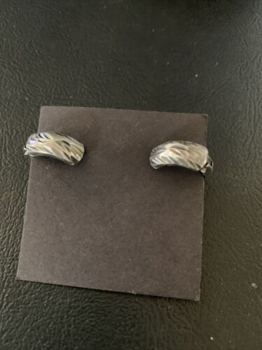 Old Pawn Diamond Cut Sterling Silver Hoop Stud Earrings | 0.25" | 13011