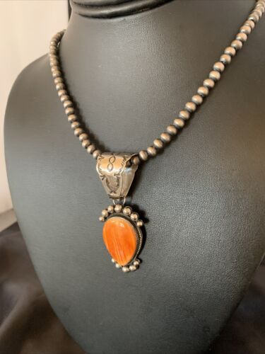 Navajo Orange Spiny Oyster Pendant Necklace | Sterling Silver | Authentic Native American Handmade | 13076