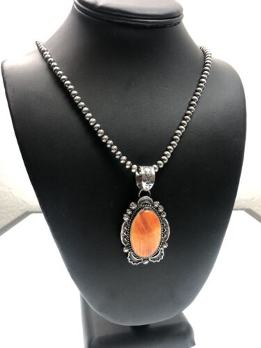 Navajo Pearls Orange Spiny Oyster Pendant Necklace | Sterling Silver | Authentic Native American Handmade | 13750
