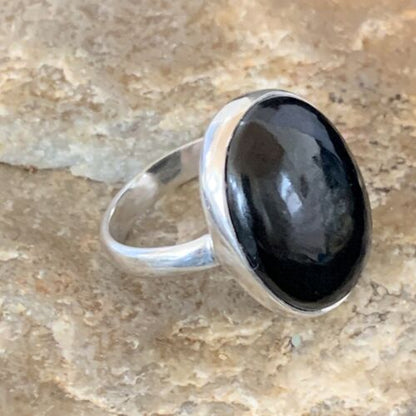 Native American Navajo Handmade Sterling Silver Black Onyx Ring | Sz 7 | 11619 - Masha USA