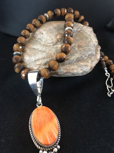 Navajo Sterling Silver Necklace | Spiny Oyster Pendant | Southwestern Native American | S425