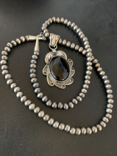 Native American Men's Navajo Pearls Necklace with Black Onyx Pendant | Sterling Silver | 13089