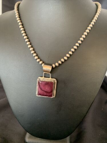 Navajo Pearls Purple Spiny Oyster Pendant Necklace | Sterling Silver | Authentic Native American Handmade | 10949