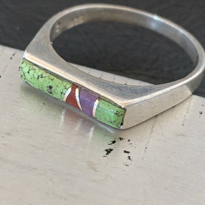 Native American Navajo Green Gaspiete Sugilite Red Coral Inlay Ring | Sz 8.25 | 10986 - Masha USA