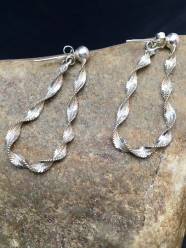 Native American Handmade Swirl Dangle Earrings | Sterling Silver | 8977