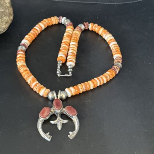 Navajo Purple Orange Spiny Oyster Naja Pendant Necklace | Sterling Silver | 14812
