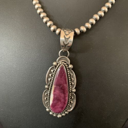 Navajo Purple Spiny Oyster Pendant Necklace | Sterling Silver | Authentic Native American Handmade | 11307