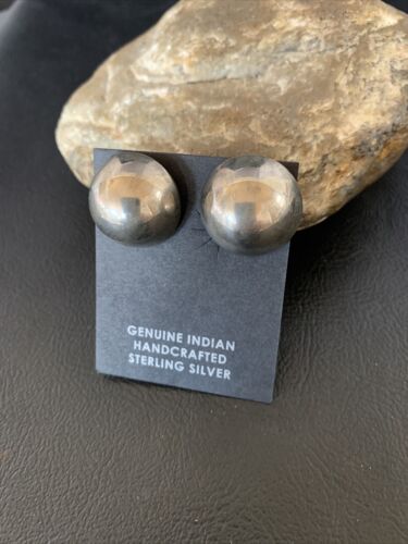 Old Pawn Women's Southwestern Oval Stud Earrings | Sterling Silver | 1" | 13005