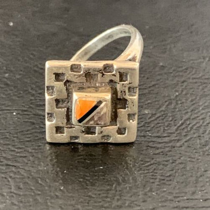 Native American Women's Navajo Sugilite Spiny Oyster Inlay Ring | Sz 6 | 11288 - Masha USA