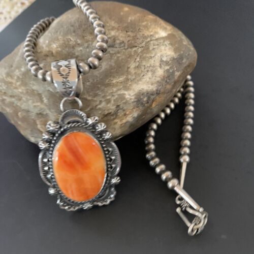 Navajo Pearls Orange Spiny Oyster Pendant Necklace | Sterling Silver | Authentic Native American Handmade | 13750