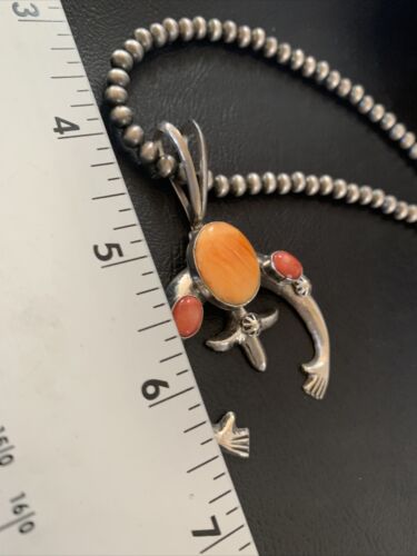 Navajo Pearl Necklace with Sterling Silver Naja Pendant | Orange Red Spiny Oyster | 11698
