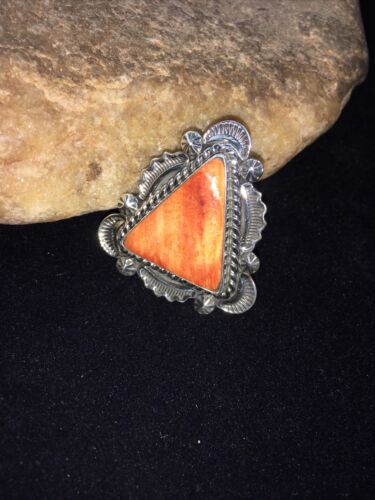 Native American Men's Navajo Red Spiny Oyster Ring | Sterling Silver | Sz 7.5 | 01809 - Masha USA