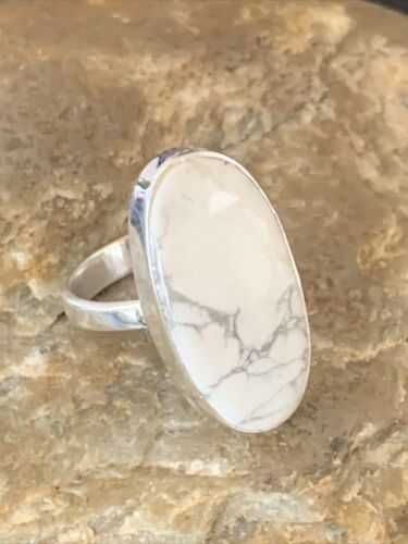 Native American Women's Navajo White Howlite Ring | Sterling Silver | Sz 8 | 11605