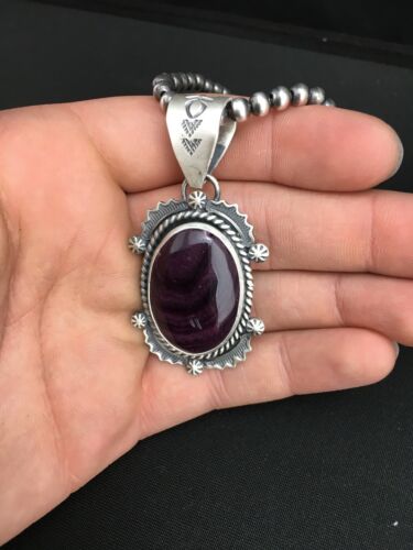 Navajo Pearls Purple Spiny Oyster Pendant Necklace | Sterling Silver | Authentic Native American Handmade | 4897