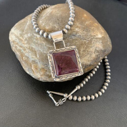 Navajo Pearls Purple Spiny Oyster Pendant Necklace | Sterling Silver | Authentic Native American Handmade | 10952