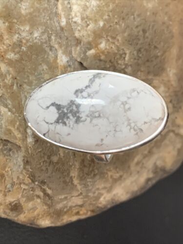 Southwestern Women's Navajo White Howlite Ring | Sterling Silver | Sz 9.5 | 11608