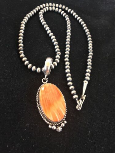 Spiny Oyster Pendant Necklace | Navajo Sterling Silver | Authentic Native American - Masha USA