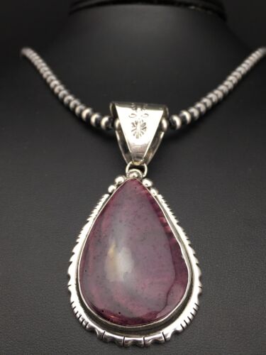 Navajo Purple Spiny Oyster Pendant Necklace | Sterling Silver Pearls | Authentic Native American Handmade | 4900