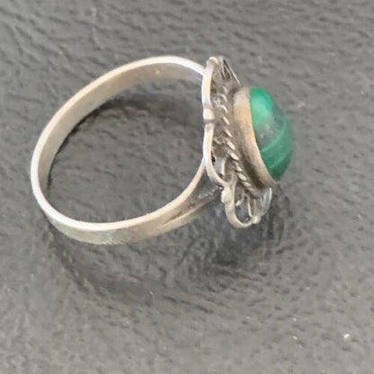 Navajo Green Malachite Ring | Sterling Silver | Sz 4.5 | Authentic Native American Handmade | 10871