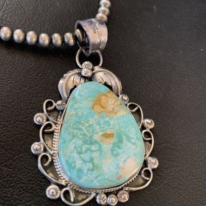 Women's Navajo Pearls Necklace with Green Royston Turquoise Pendant | Sterling Silver | 12291