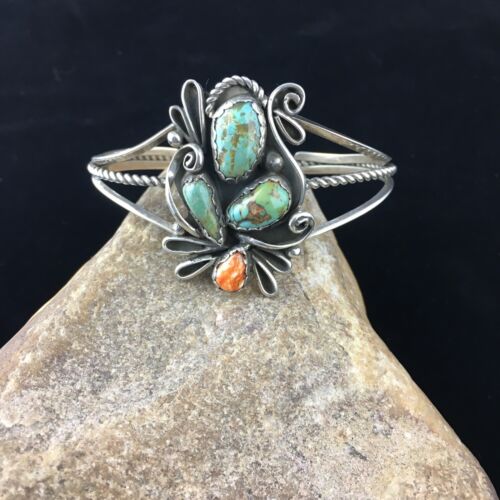 Navajo Native American Bracelet | Sterling Silver | Spiny Oyster Green Turquoise | 10113