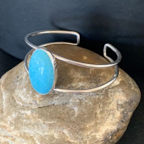 Minimalist Women's Blue Kingman Turquoise Cuff Bracelet | Sterling Silver | 12869