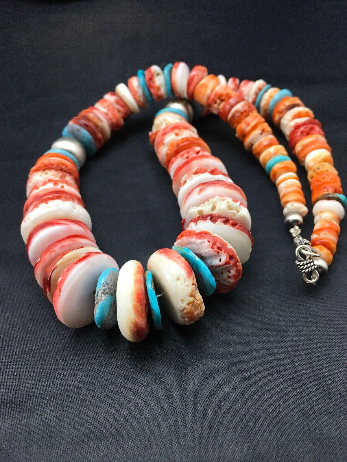 Authentic Native American Navajo Spiny Oyster Graduated Necklace | Sterling Silver | 20" | 4177
