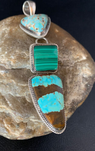 Navajo Pearls Necklace Pendant | Sterling Silver | Blue Turquoise #8 Malachite | Native American Handmade | 13500