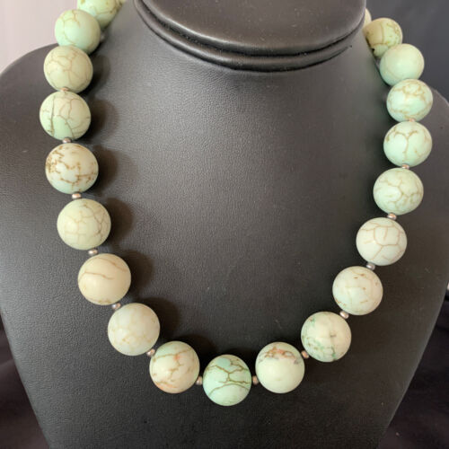 Native American Women's Navajo Green Jade Bead Necklace | Sterling Silver | 16mm | 18" | 13264