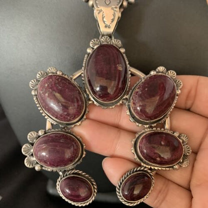 Navajo Purple Spiny Oyster Pendant Necklace | Sterling Silver Naja | Authentic Native American Handmade | 13989