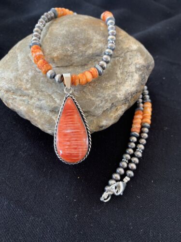 Navajo Pearls Sterling Silver Necklace | Spiny Oyster Cluster Naja Pendant | 599