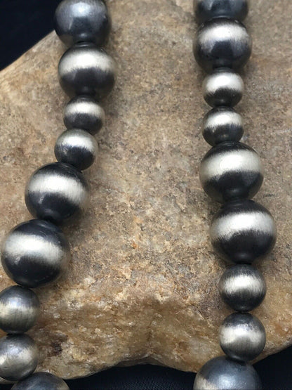 Navajo Pearls Graduated Sterling Silver Bead Necklace | Single Strand | Southwestern Native American | 20"