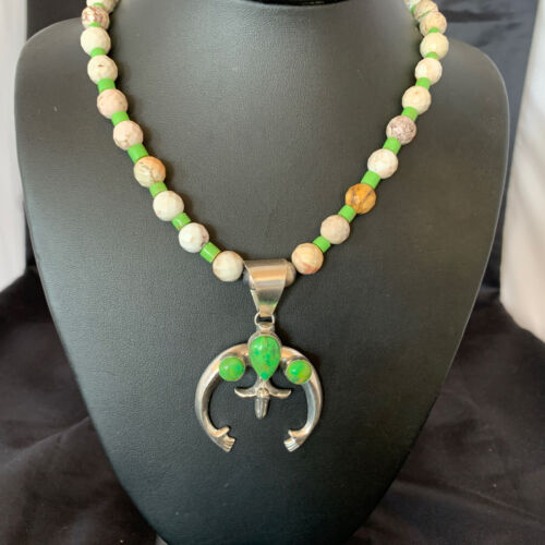 Navajo Green Turquoise Gaspeite Spiny Oyster Necklace NajaPendant | Sterling Silver | 22" | 10525