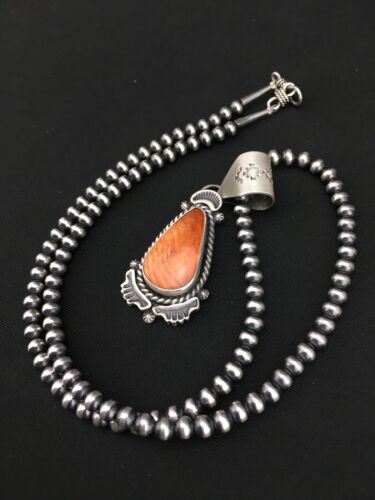 Navajo Orange Spiny Oyster Pendant Necklace | Sterling Silver | Native American Handmade | 4919