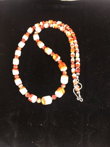 Native American Red Spiny Oyster Navajo Necklace | Sterling Silver | 23" | 8491 | Graduated - Masha USA