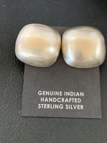Old Pawn Women's Southwestern Oval Stud Earrings | Sterling Silver | 1" | 13003