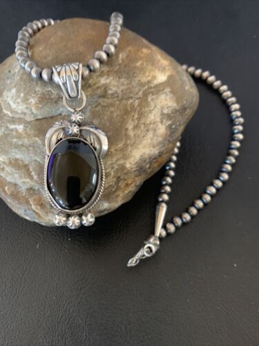 Native American Men's Navajo Pearls Necklace | Sterling Silver Black Onyx Pendant | 13090