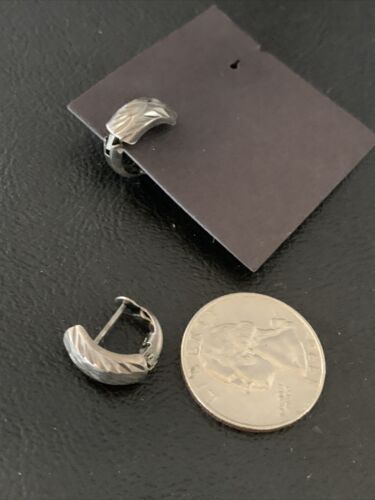 Old Pawn Diamond Cut Sterling Silver Hoop Stud Earrings | 0.25" | 13011