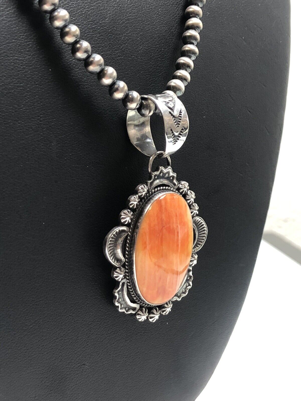 Navajo Pearls Necklace with Orange Spiny Oyster Pendant | Sterling Silver | Authentic Native American Handmade | 11300