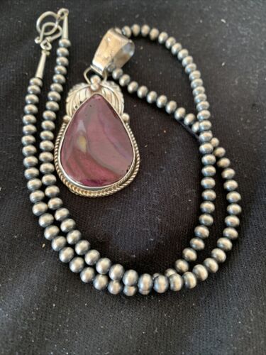 Navajo Purple Spiny Oyster Pendant | Sterling Silver | Authentic Native American Handmade | 00802